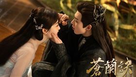 王鶴棣、虞書欣。（緯來提供