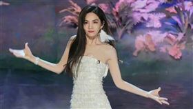 Ella拿下《浪姐4》冠軍。（圖/翻攝微博）