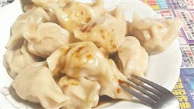 一名網友表示，離婚當天老公煮了16顆水餃。（圖／翻攝自《爆廢公社二館》）