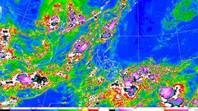 菲律賓東方海面有熱帶擾動。（圖／氣象局）
