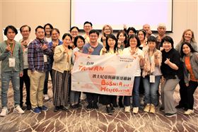 展望會9個國外計畫區將自立　邀資助人親赴波士尼亞和孩子道別（業配勿用）