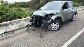 車禍,濱南路,台17線,黃金海岸,車禍自撞,高速
