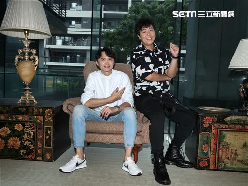 邵大倫 陳建瑋「小記者大明星」。（圖/記者邱榮吉攝影）