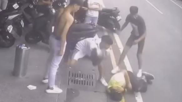 猥褻女店員她叫支援「棒球隊」海K打趴他