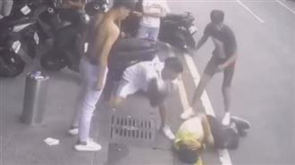 猥褻女店員她叫支援「棒球隊」海K打趴他