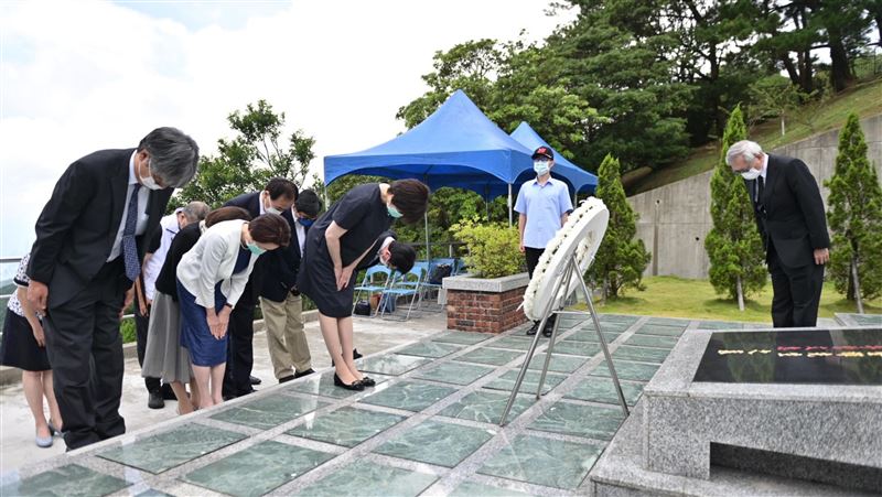 祭拜李登輝　安倍昭惠：開心完成先夫遺願