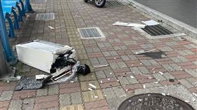 新北市,板橋,新埔捷運站,冷氣,墜落