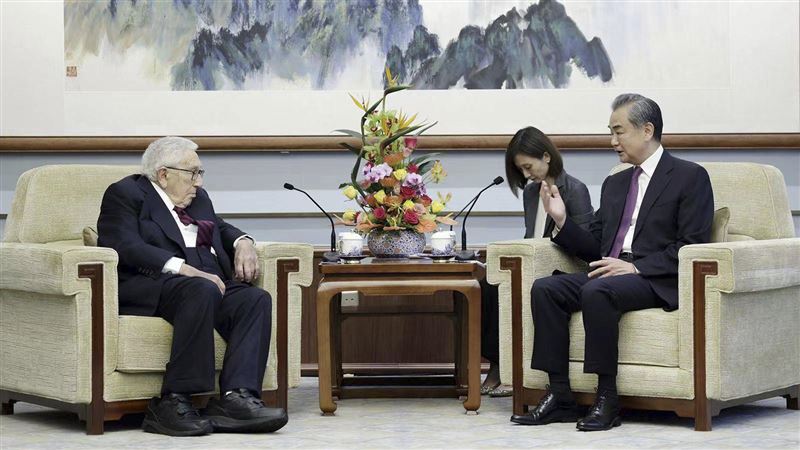 季辛吉見中國防長　白宮盼重啟軍事溝通