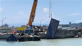 天使輪,貨櫃輪,沉沒,漂流,空櫃,屏東,小琉球,高屏溪,打撈,功港,埔鹽漁港