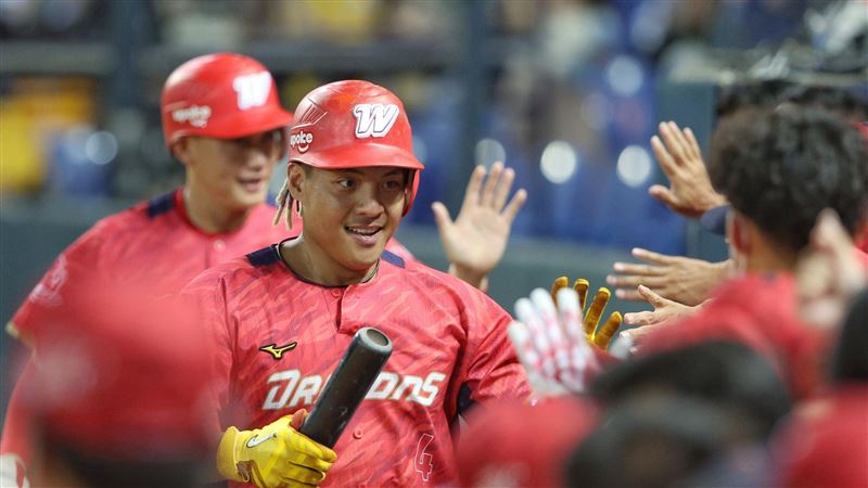 兄弟兩度滿壘沒得分　味全龍17次對戰12勝