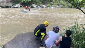 大豹溪,三峽,有木里,受困,拋繩槍,新北,強降雨,