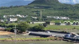 漢光演習首日，空軍台東志航基地共有9架F16V戰機從嘉義基地轉進，3架C130運輸機由屏東飛台東；原駐地戰機升空進行護航，確保東部空域安全，待命機也緊急駛入機堡中保存戰力。