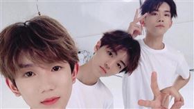 TFBOYS。（圖／翻攝自微博）