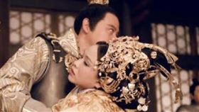 ▲曹丕荒淫無度，連父親的老婆都不放過。（影視示意圖／翻攝自百度百科）