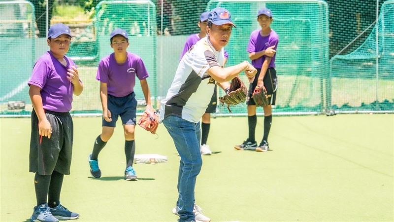 送少棒隊「全套裝備、國旗」郭董吐心願