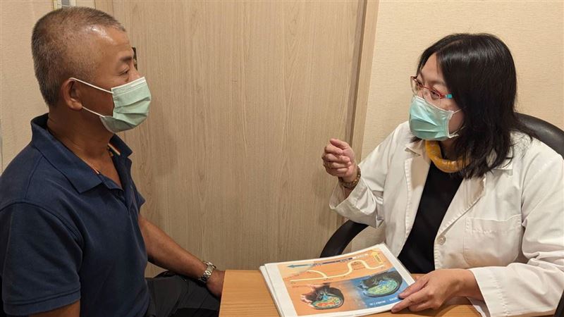 熟男工作壓力大突視力模糊　竟焦慮症作怪