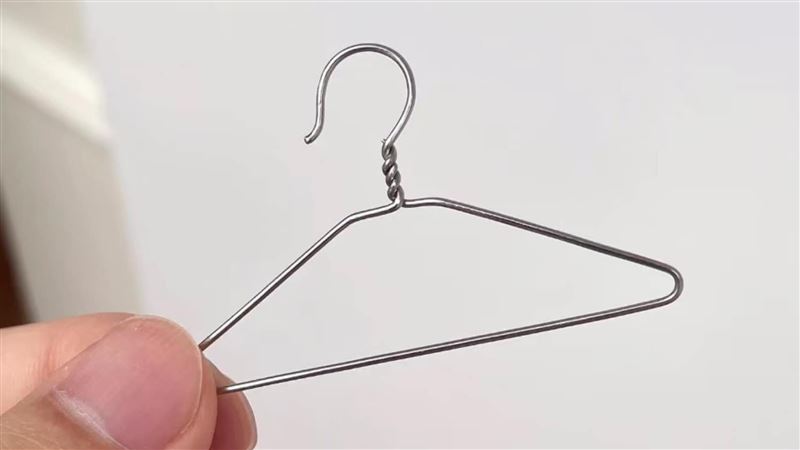 「手指大」衣架可以掛啥？網笑翻：好實用