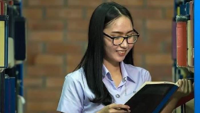 老師點名連喊幾聲「方丈」！學生回覆笑翻