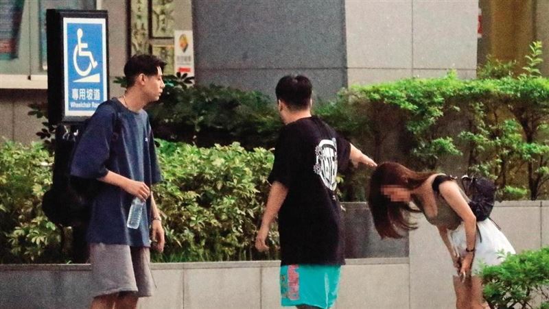 Teddy酒吧濺血被直擊　經紀人首回應了