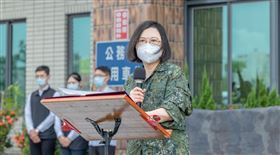 蔡英文總統今（26）日上午前往桃園煉油廠視導「漢光39號演習—國家關鍵基礎設施防護演練」。（圖／總統府提供)