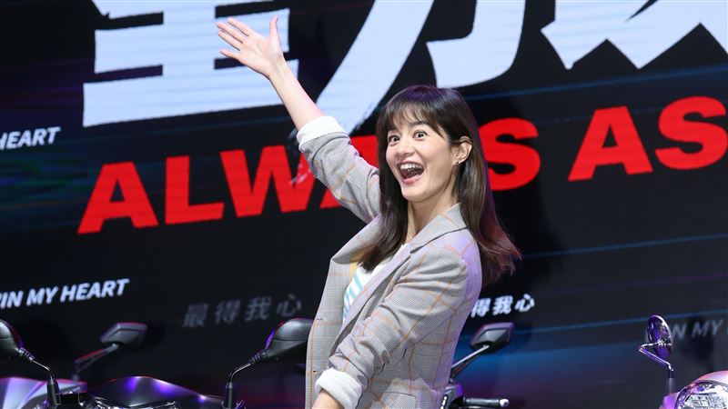 堅果牌切割徐巧芯　正港代言人Janet發聲
