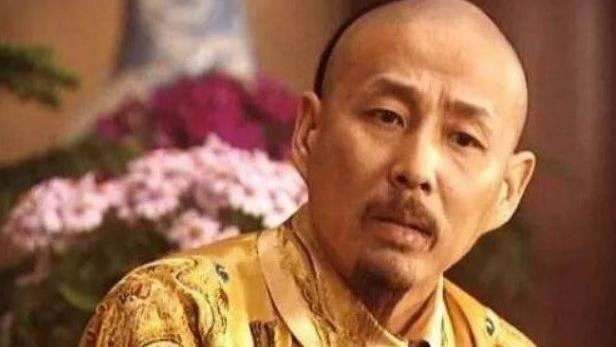 康煕將1教書先生滿門抄斬！只因他有1身份
