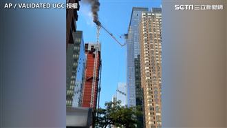 紐約起重機吊臂斷裂！砸對面大樓墜落街道
