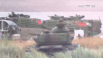 漢光演習第四天　八里海灘上模擬決戰共軍