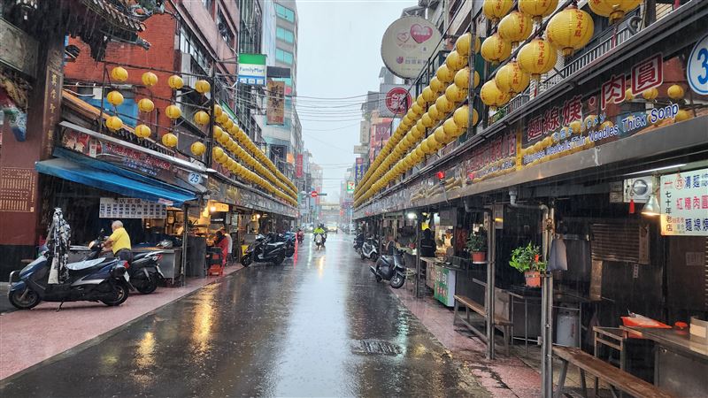受杜蘇芮颱風影響　基隆廟口變這樣