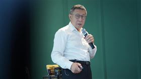 吳欣岱直言，柯文哲最大的謊言，就是他自稱很勤奮又很能幹。（圖／翻攝自柯文哲臉書）