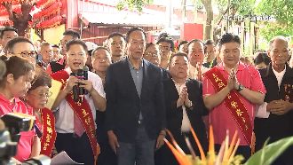 陪郭台銘出席活　林金結遭送考紀會急發聲