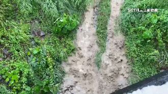 正興村也避難　土石流到馬路上封路禁行