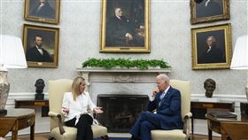 拜登（Joe Biden）今日在白宮與來訪的梅洛尼（Giorgia Meloni）　美聯社