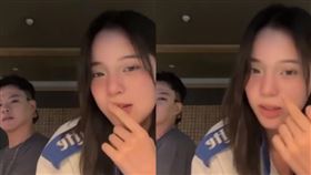 歐陽娜娜 貓咪紋（圖／翻攝自微博）