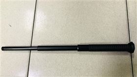 借錢哥,甩棍,恐嚇,板橋,翻攝畫面