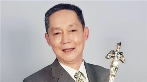 弟出殯恐缺席　他憶父亡：忍淚下戲才奔喪