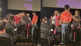 2名觀眾在看完《芭比》後爆發肢體衝突，畫面全被拍下。（圖／翻攝自TikTok）