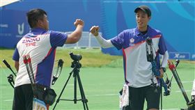▲成都世大運，吳子瑋、林明靜晉級複合弓混合團體銅牌戰。（圖／大專體總提供）