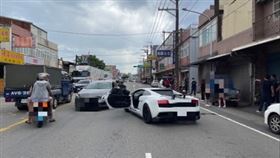 賓士,小牛,長髮妹,感情,大溪（圖／翻攝自抖音、翻攝畫面）