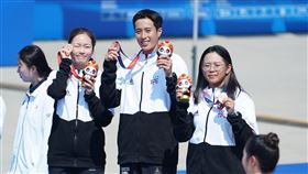 ▲成都世大運，林明靜（中）在複合弓女團連2屆摘銅。（圖／大專體總提供）