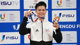 男子太極拳孫家閎收穫本屆台灣隊首金，個人1金1銀入袋。（圖／大專體總提供）