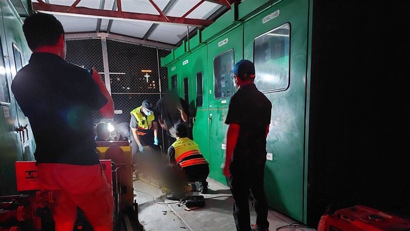 台北大學工人遭1萬伏特電暈　校區陷漆黑