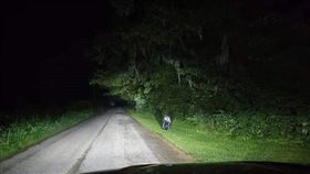 嬰兒車,美國,誘餌,陷阱,棄置,路邊（圖／翻攝自臉書／Nancy Walsh with Jeff Cook Real Estate