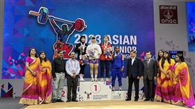 舉重亞青賽傳捷報！陳冠伶霸氣「掃3金」　破全國紀錄（圖／翻攝自中華民國舉重協會）