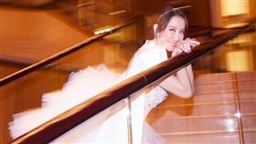 李玟,CoCo,Bruce,婚變出,天若有情,劉德華,初戀,聲聲不息,吳倩蓮