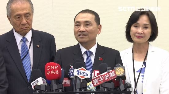 拜訪自民黨！侯友宜低調會前首相麻生太郎