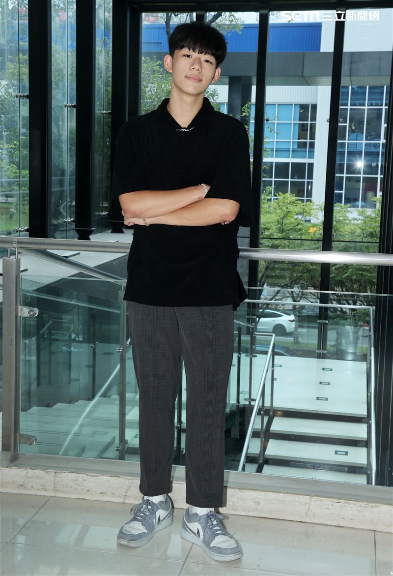 童星闕小佑三立新聞網專訪。（圖/記者邱榮吉攝影）