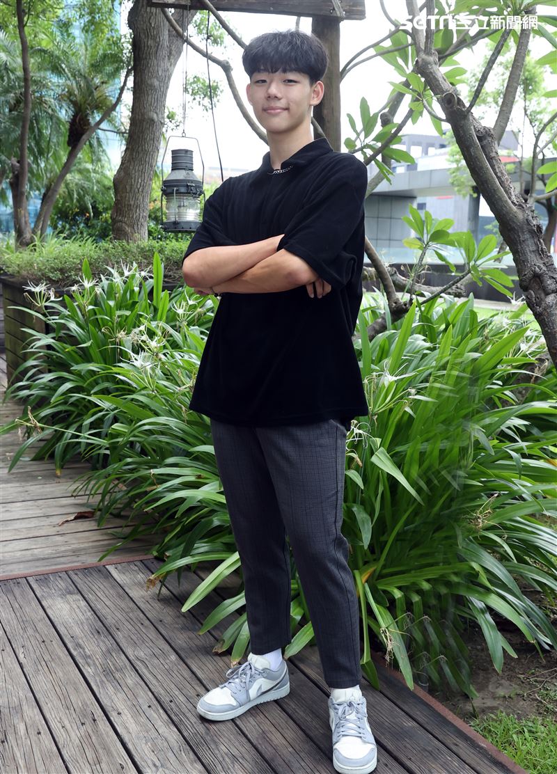 童星闕小佑三立新聞網專訪。（圖/記者邱榮吉攝影）