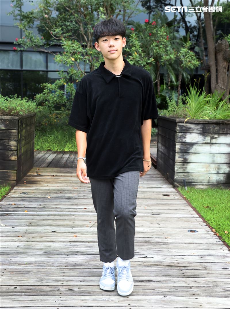童星闕小佑三立新聞網專訪。（圖/記者邱榮吉攝影）
