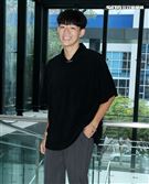 童星闕小佑三立新聞網專訪。（圖/記者邱榮吉攝影）